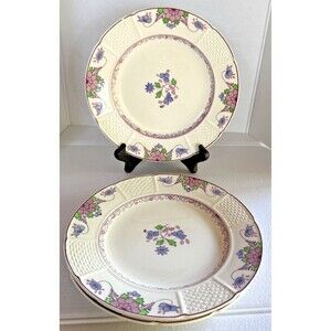 Set Of 4 Wedgwood Saxon Ivory England 8.25" Vintage Salad Dessert Plates